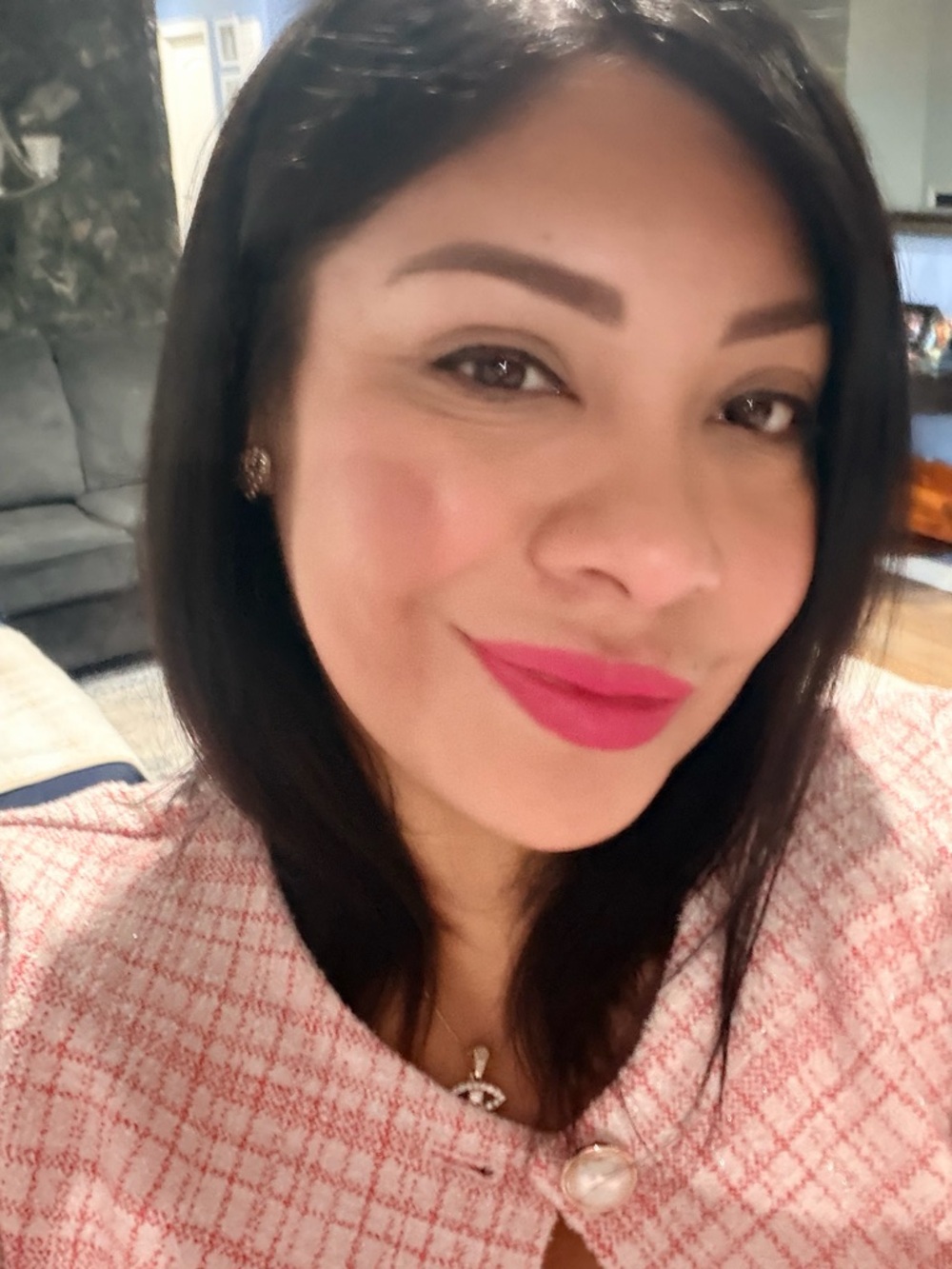 Meet your Posher, Isabel